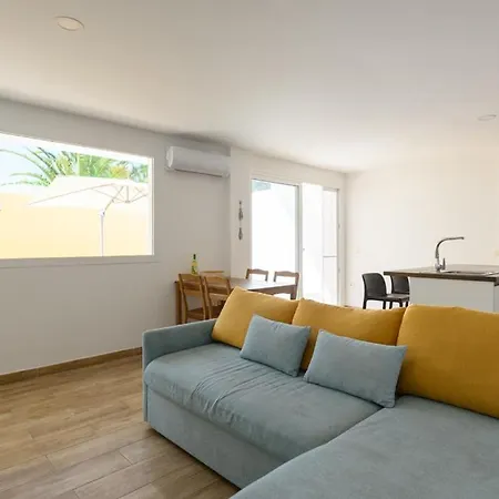 Sol Y Casa de Férias