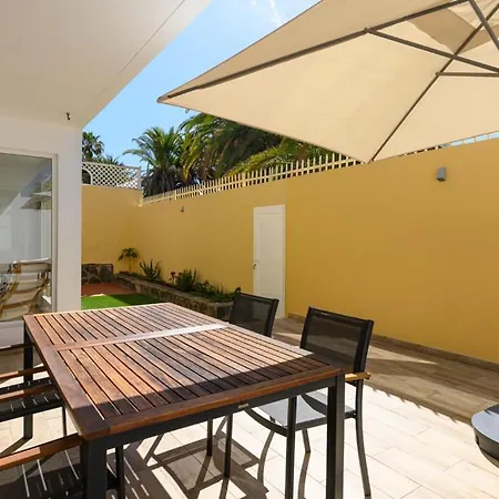 Sol Y Casa de Férias